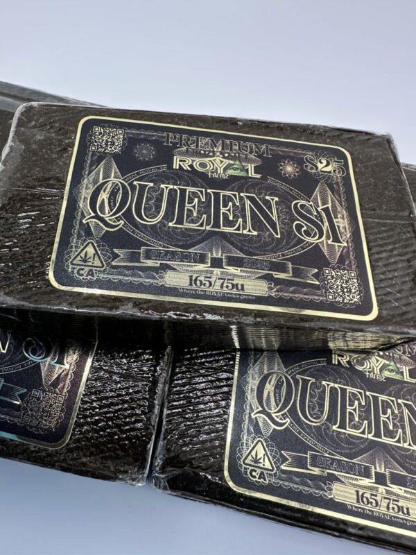 QUEEN S1 by Premium Royal Farm